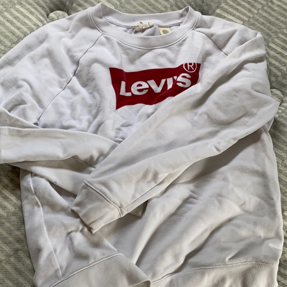 Levis Crewneck- Women’s M